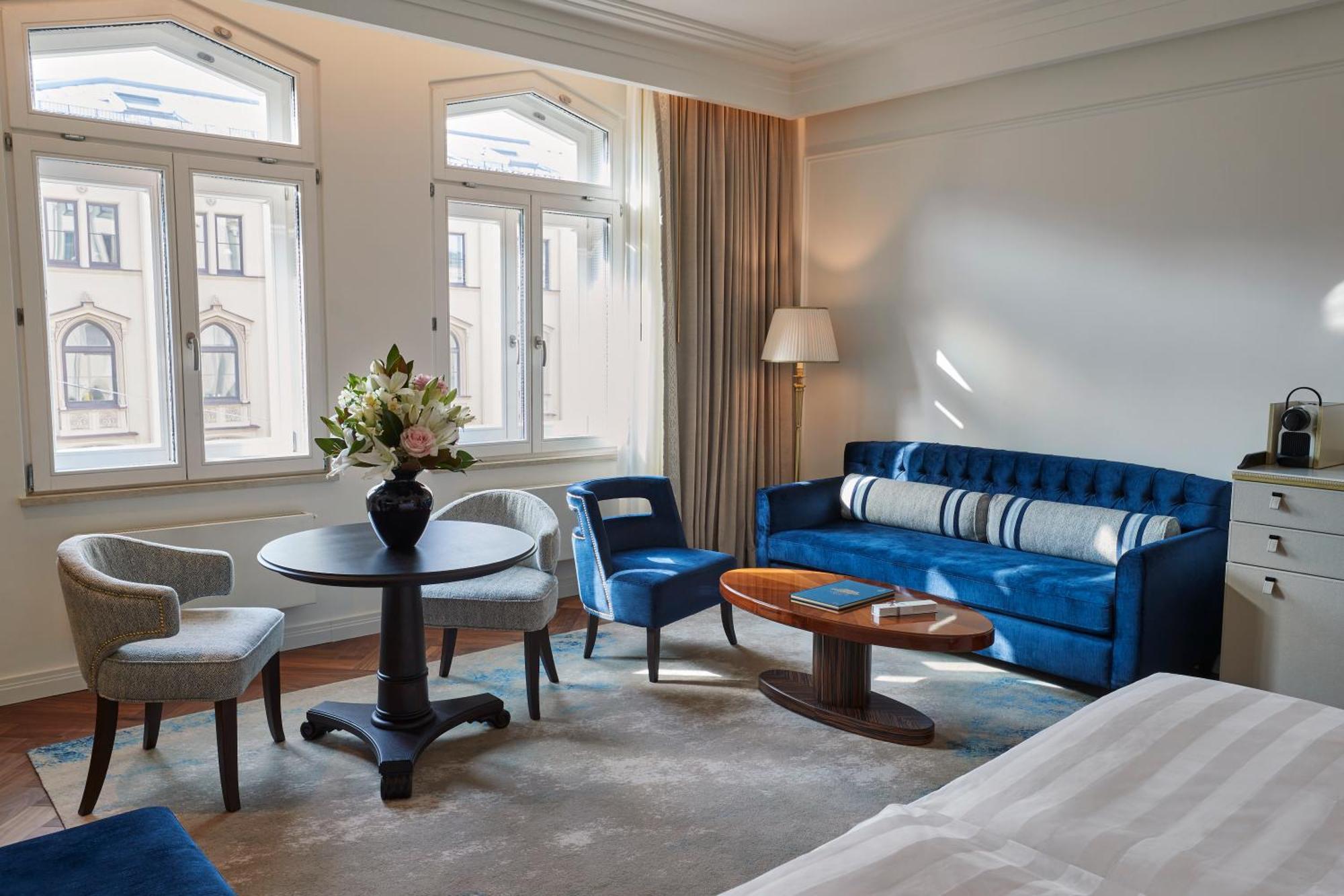 Vier Jahreszeiten Kempinski Muenchen Esterno foto